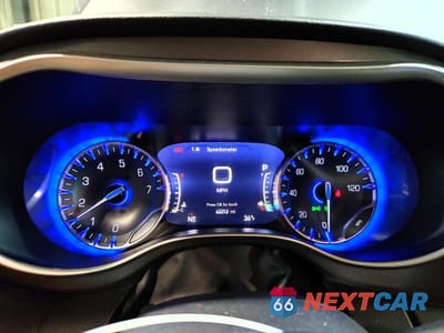 Zdjęcie 9 z 13 samochodu: 2023 CHRYSLER PACIFICA TOURING L VIN:2C4RC1BG5PR553127 - miniatura