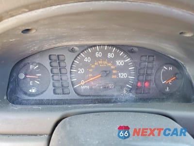 Zdjęcie 9 z 11 samochodu: 2005 NISSAN SENTRA 1.8 VIN:3N1CB51D05L526714 - miniatura