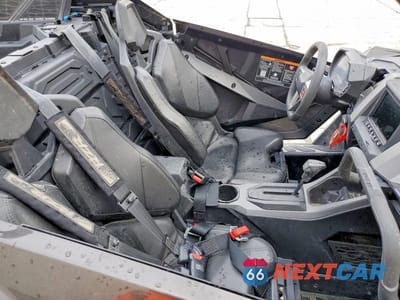 Piąte zdjęcie samochodu w środku: 2024 POLARIS RZR UTILITY VEHICLE VIN:3NSRAD927RG066620 - miniatura