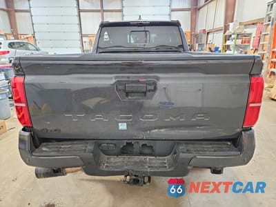 Zdjęcie 6 z 12 samochodu: 2025 TOYOTA TACOMA SR5 VIN:3TYLB5JN6ST103586 - miniatura