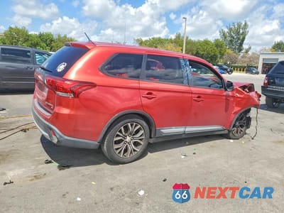 Trzecie zdjęcie samochodu z tyłu: 2016 MITSUBISHI OUTLANDER SE VIN:JA4AD3A3XGZ012160 - miniatura