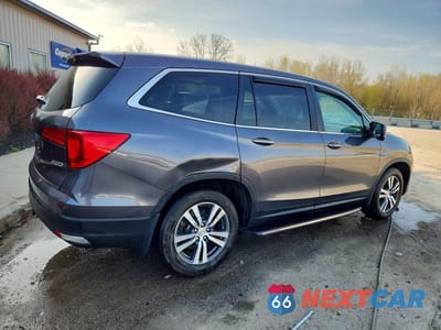 Trzecie zdjęcie samochodu z tyłu: 2018 HONDA PILOT EXL VIN:5FNYF6H63JB023594 - miniatura