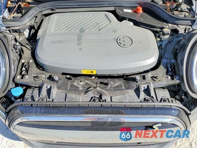 Zdjęcie 11 z 11 samochodu: 2022 MINI COOPER SE VIN:WMW13DJ08N2P96068 - miniatura