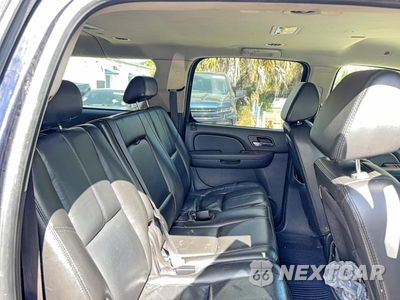 Zdjęcie 6 z 10 samochodu: 2007 CHEVROLET SUBURBAN K1500 VIN:1GNFK16377J321296 - miniatura