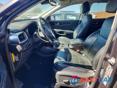 Zdjęcie 7 z 12 samochodu: 2017 KIA SORENTO EX V6 VIN:5XYPHDA52HG244361 - miniatura