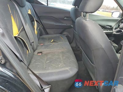 Zdjęcie 11 z 12 samochodu: 2019 NISSAN KICKS SV VIN:3N1CP5CU6KL541888 - miniatura