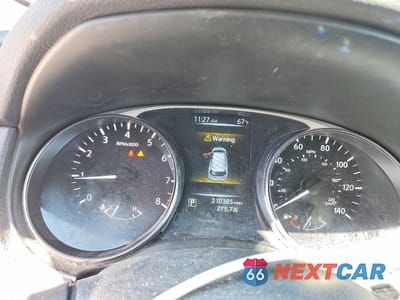Zdjęcie 9 z 13 samochodu: 2015 NISSAN ROGUE SV VIN:5N1AT2MV6FC925513 - miniatura