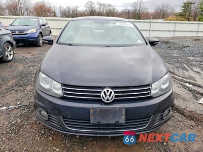 Piąte zdjęcie samochodu w środku: 2015 VOLKSWAGEN EOS LUX VIN:WVWFW8AHXFV002670 - miniatura