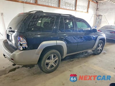 Trzecie zdjęcie samochodu z tyłu: 2007 CHEVROLET TRAILBLAZER LS VIN:1GNDT13S072256009 - miniatura
