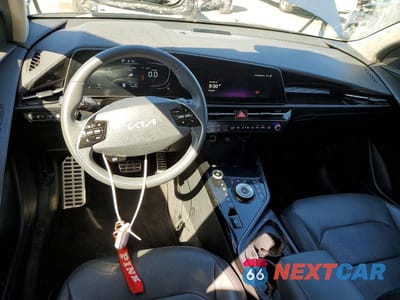 Zdjęcie 8 z 11 samochodu: 2023 KIA NIRO PLUG-IN HYBRID SX TOURING VIN:KNDCR3LF7P5068328 - miniatura