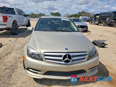 Piąte zdjęcie samochodu w środku: 2011 MERCEDES-BENZ C 300 VIN:WDDGF5EB0BA452067 - miniatura