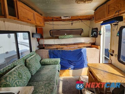 Zdjęcie 9 z 10 samochodu: 1991 WINNEBAGO CLASS A MOTORHOME CHASSIS VIN:JT5VN94TXL0015377 - miniatura