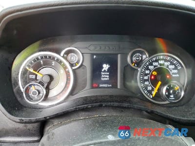 Zdjęcie 9 z 11 samochodu: 2019 RAM 2500 TRADESMAN VIN:3C6UR5CL3KG570381 - miniatura