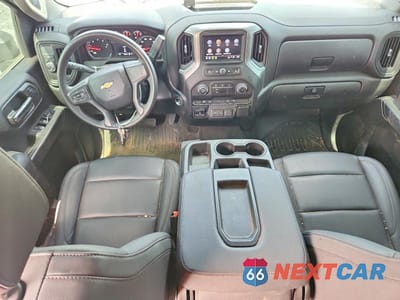 Zdjęcie 8 z 12 samochodu: 2024 CHEVROLET SILVERADO HD UTILITY / SERVICE TRUCK VIN:1GB4WREY3RF335173 - miniatura