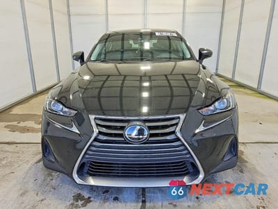 Piąte zdjęcie samochodu w środku: 2019 LEXUS IS 300 BASE VIN:JTHBA1D21K5100247 - miniatura