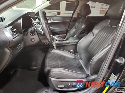 Zdjęcie 7 z 11 samochodu: 2020 GENESIS G70 2.0T VIN:KMTG34LAXLU056821 - miniatura