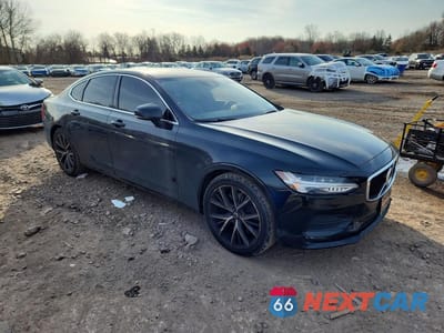 Czwarte zdjęcie samochodu z boku: 2017 VOLVO S90 T6 MOMENTUM VIN:YV1A22MK4H1013081 - miniatura