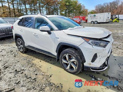 Czwarte zdjęcie samochodu z boku: 2021 TOYOTA RAV4 PRIME SE VIN:JTMAB3FV9MD050820 - miniatura