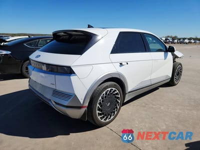 Trzecie zdjęcie samochodu z tyłu: 2022 HYUNDAI IONIQ 5 LIMITED VIN:KM8KRDAF4NU106374 - miniatura