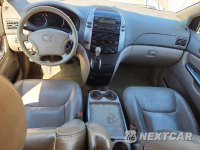 Zdjęcie 8 z 14 samochodu: 2006 TOYOTA SIENNA LE 7 PASSENGER VIN:5TDZA23CX6S416729 - miniatura