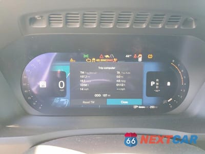 Zdjęcie 9 z 14 samochodu: 2026 VOLVO XC90 CORE VIN:YV4M12PJ1T1494471 - miniatura
