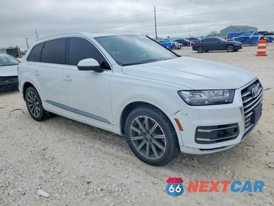 Czwarte zdjęcie samochodu z boku: 2018 AUDI Q7 PREMIUM PLUS VIN:WA1LAAF70JD005904 - miniatura