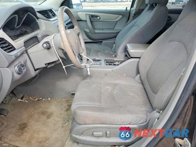 Zdjęcie 7 z 12 samochodu: 2016 CHEVROLET TRAVERSE LS VIN:1GNKRFKD0GJ172154 - miniatura