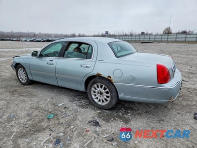 Drugie zdjęcie samochodu z przodu: 2007 LINCOLN TOWN CAR VIN:1LNHM81V17Y628981 - miniatura