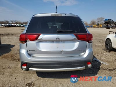 Zdjęcie 6 z 12 samochodu: 2016 MITSUBISHI OUTLANDER SE VIN:JA4AD3A33GZ006328 - miniatura