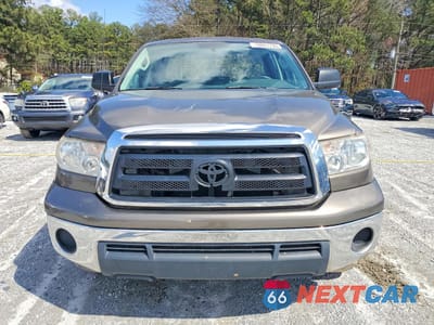 Piąte zdjęcie samochodu w środku: 2011 TOYOTA TUNDRA GRADE VIN:5TFRY5F13BX102755 - miniatura