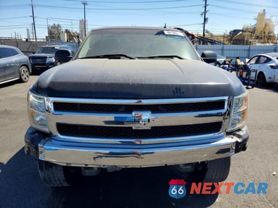 Piąte zdjęcie samochodu w środku: 2007 CHEV SILVERADO VIN:1GCEC14X57Z614588 - miniatura