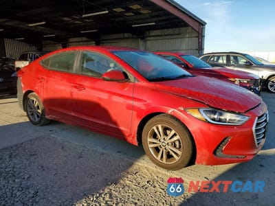 Czwarte zdjęcie samochodu z boku: 2017 HYUNDAI ELANTRA SE VIN:5NPD84LF1HH184123 - miniatura