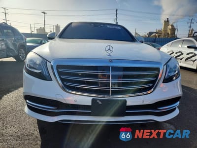 Piąte zdjęcie samochodu w środku: 2018 MERCEDES-BENZ S 560 VIN:WDDUG8DB0JA413576 - miniatura