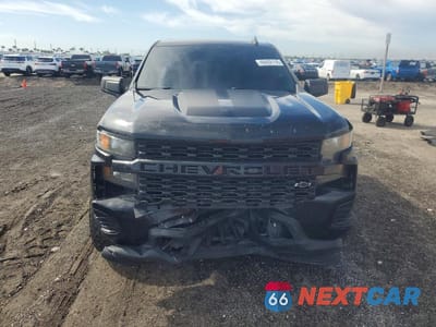 Piąte zdjęcie samochodu w środku: 2021 CHEVROLET SILVERADO C1500 CUSTOM VIN:1GCPWBEK5MZ204121 - miniatura