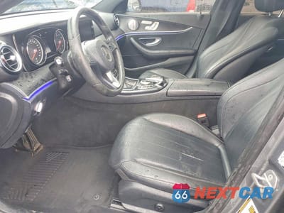 Zdjęcie 7 z 11 samochodu: 2017 MERCEDES-BENZ E 300 4MATIC VIN:WDDZF4KB7HA035965 - miniatura