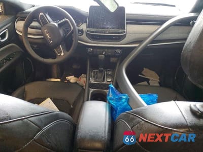 Zdjęcie 8 z 12 samochodu: 2025 JEEP COMPASS LATITUDE VIN:3C4NJDBN1ST574647 - miniatura