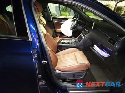 Zdjęcie 13 z 13 samochodu: 2021 GENESIS G70 2.0T VIN:KMTG34LA9MU079783 - miniatura