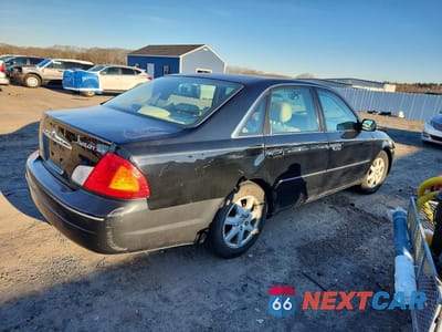 Trzecie zdjęcie samochodu z tyłu: 2002 TOYOTA AVALON XLS VIN:4T1BF28B82U245631 - miniatura