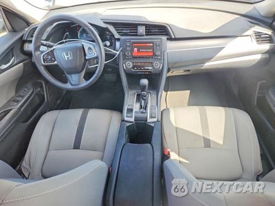 Zdjęcie 8 z 13 samochodu: 2017 HONDA CIVIC LX VIN:19XFC2F62HE047865 - miniatura