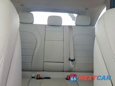 Zdjęcie 10 z 13 samochodu: 2019 MERCEDES-BENZ GLC 300 4MATIC VIN:WDC0G4KB1KV147171 - miniatura