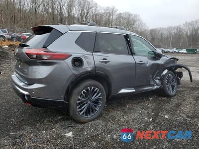 Trzecie zdjęcie samochodu z tyłu: 2026 NISSAN ROGUE PLATINUM VIN:JN8BT3DD8TW294624 - miniatura