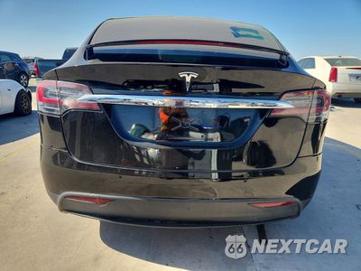 Zdjęcie 6 z 12 samochodu: 2017 TESLA MODEL X VIN:5YJXCBE21HF049765 - miniatura