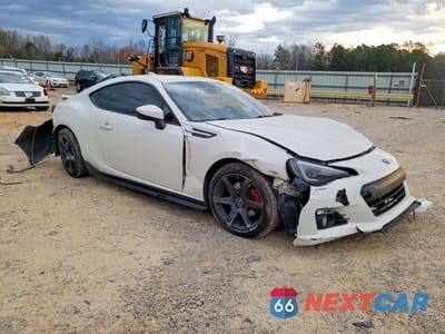 Czwarte zdjęcie samochodu z boku: 2015 SUBARU BRZ 2.0 LIMITED VIN:JF1ZCAC15F9600855 - miniatura