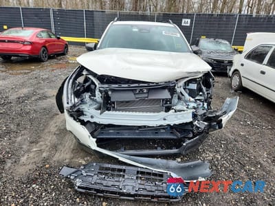 Piąte zdjęcie samochodu w środku: 2025 SUBARU FORESTER LIMITED VIN:JF2SLSRD3SH405289 - miniatura