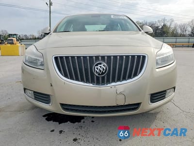 Piąte zdjęcie samochodu w środku: 2013 BUICK REGAL PREMIUM VIN:2G4GS5EV2D9231323 - miniatura