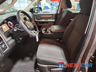 Zdjęcie 7 z 11 samochodu: 2020 RAM 1500 CLASSIC WARLOCK VIN:1C6RR7GG0LS115075 - miniatura