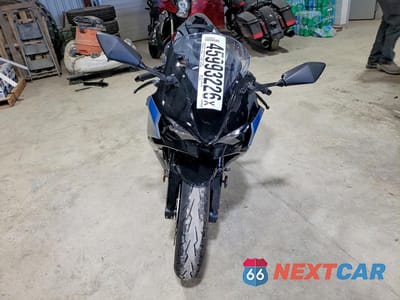 Drugie zdjęcie samochodu z przodu: 2025 KAWASAKI ZX636 K VIN:JKBZXJK1XSA008771 - miniatura