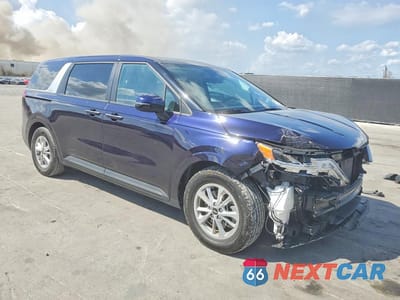 Czwarte zdjęcie samochodu z boku: 2024 KIA CARNIVAL LX VIN:KNDNB4H30R6372132 - miniatura