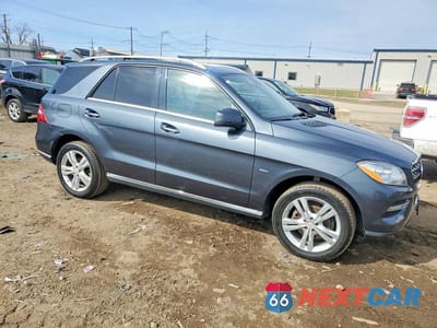 Czwarte zdjęcie samochodu z boku: 2012 MERCEDES-BENZ ML 350 4MATIC VIN:4JGDA5HB4CA031716 - miniatura