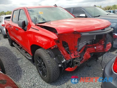 Czwarte zdjęcie samochodu z boku: 2025 CHEVROLET SILVERADO C1500 CUSTOM VIN:1GCPABEK5SZ206852 - miniatura